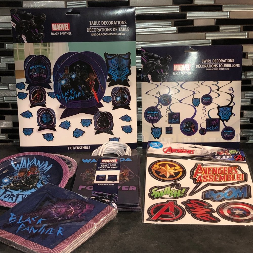 Black Panther Birthday Decorations Wakanda Forever! Party Supplies Bundle - NEW